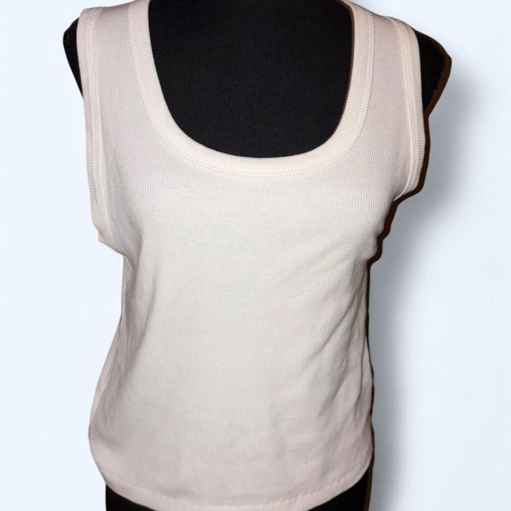 Universal-thread Women's White and Cream Vest